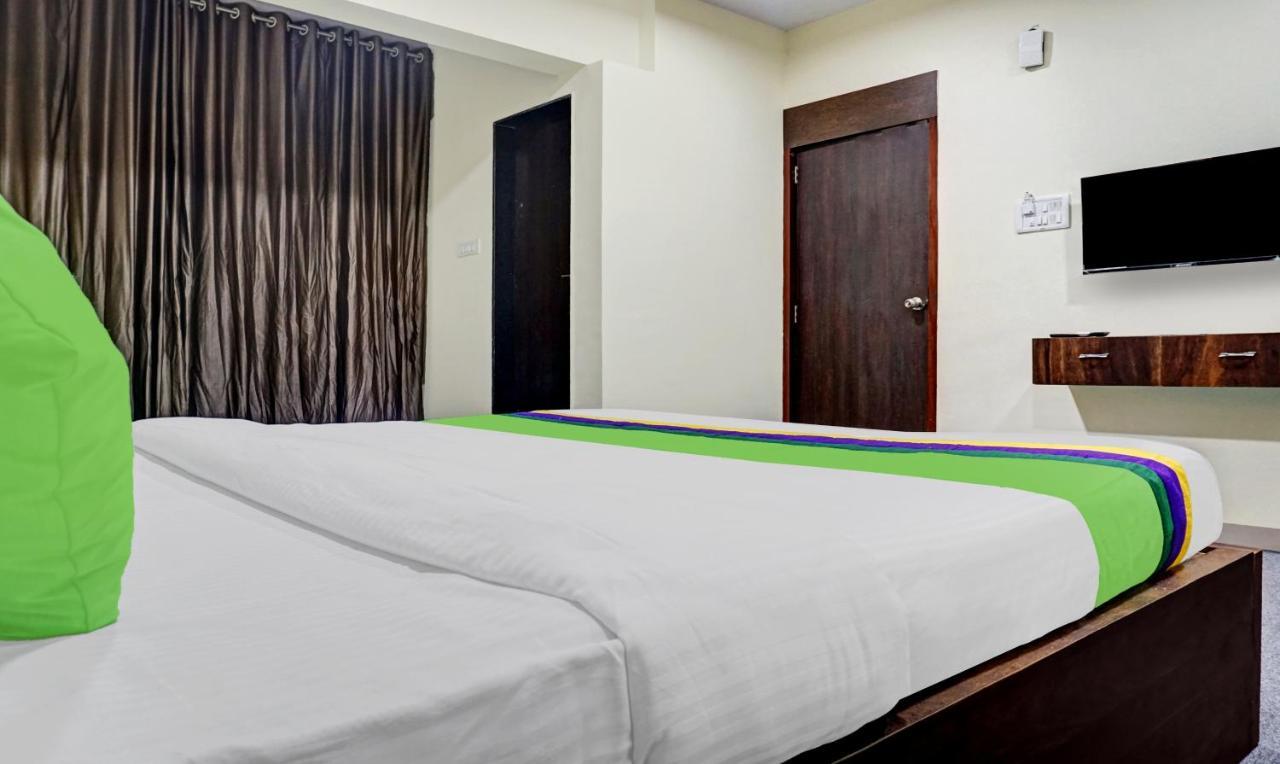 Hotel Treebo Tulip Pune Exterior foto