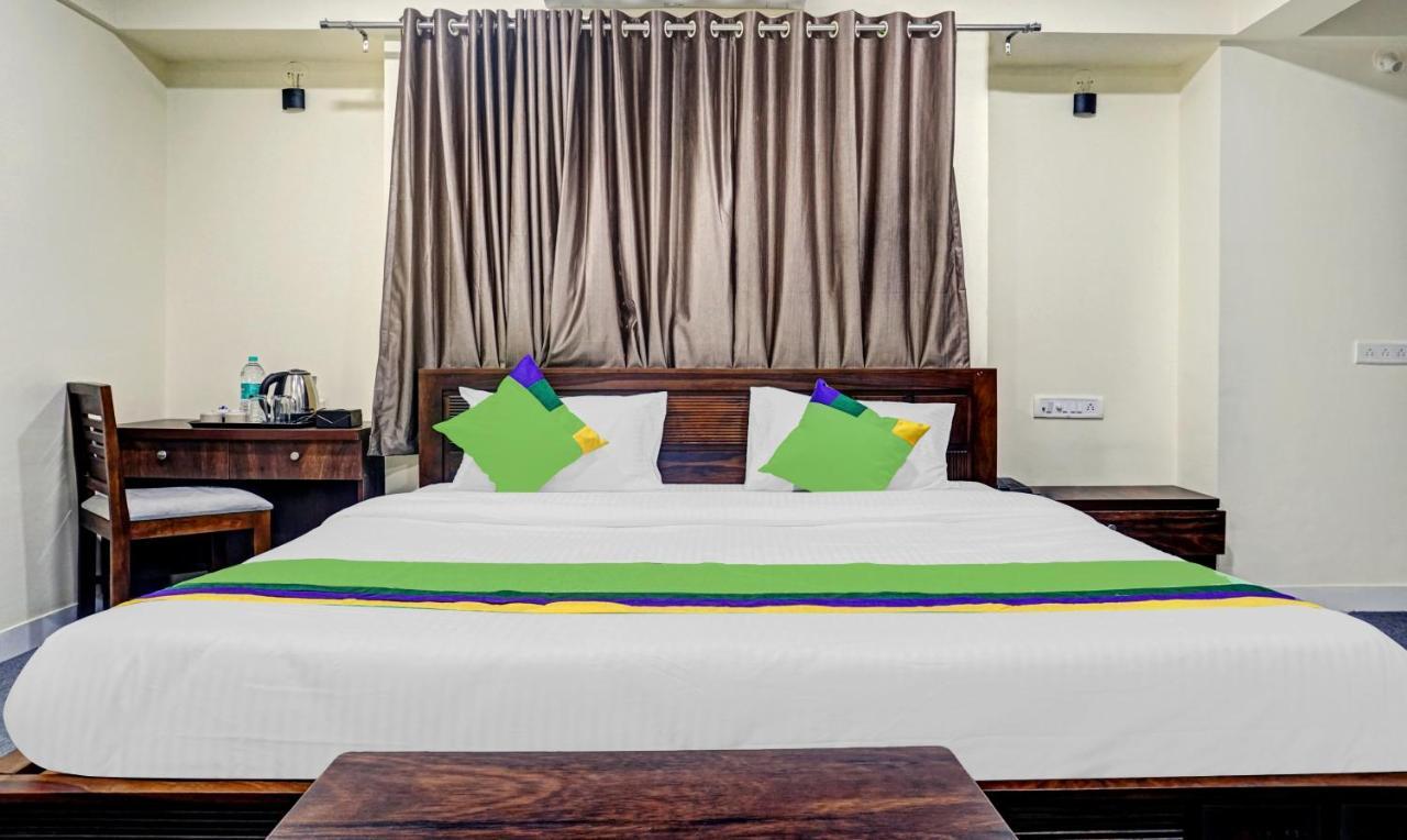Hotel Treebo Tulip Pune Exterior foto