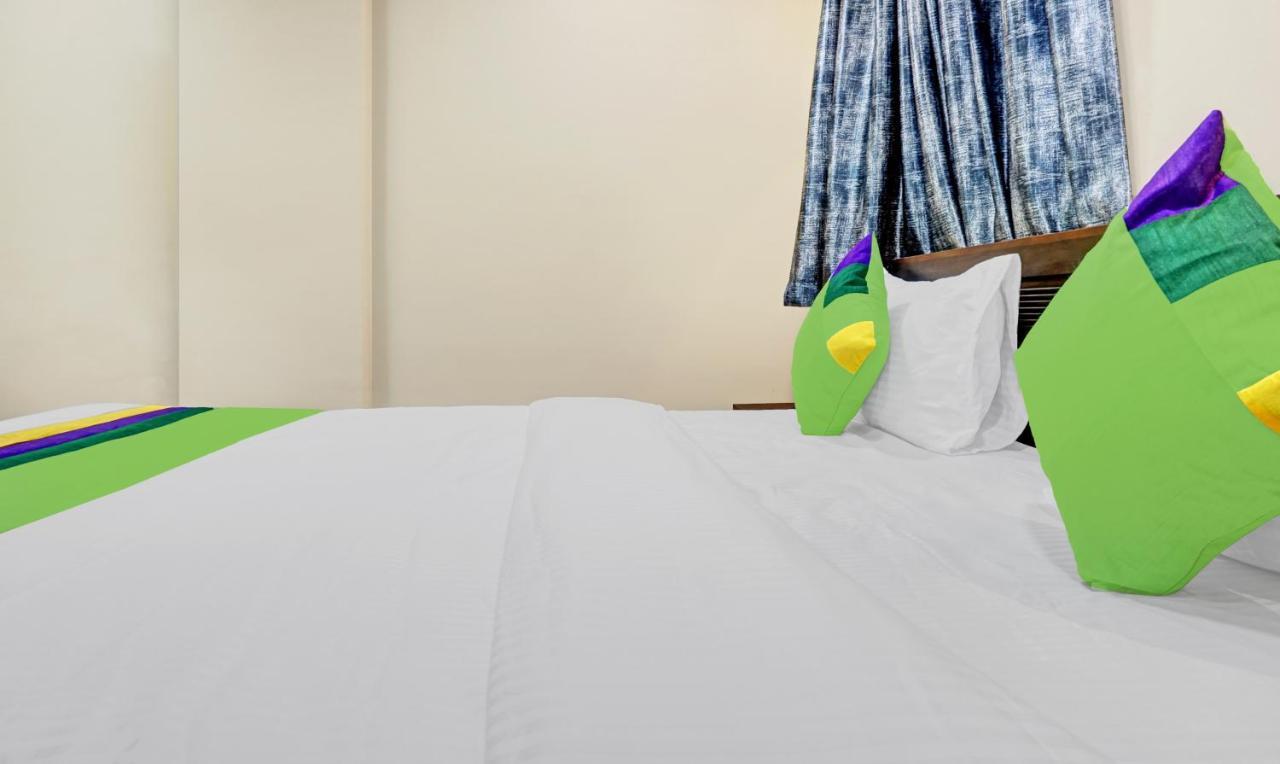 Hotel Treebo Tulip Pune Exterior foto